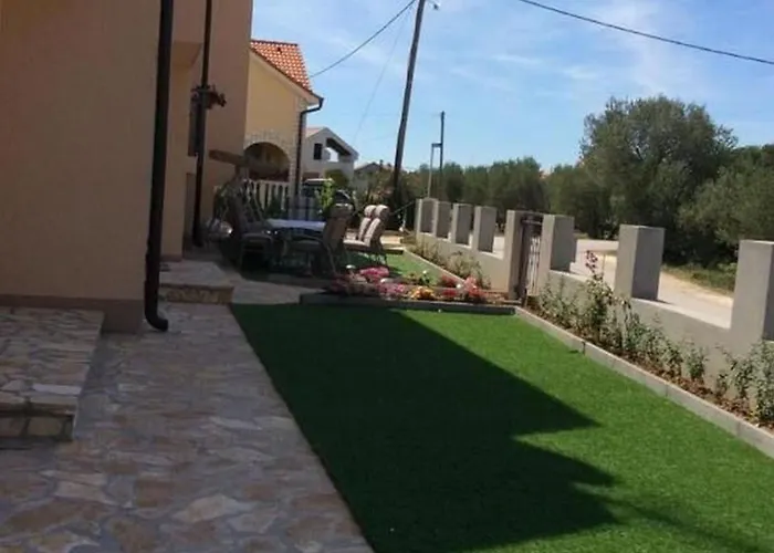 Lipovica Apartman
