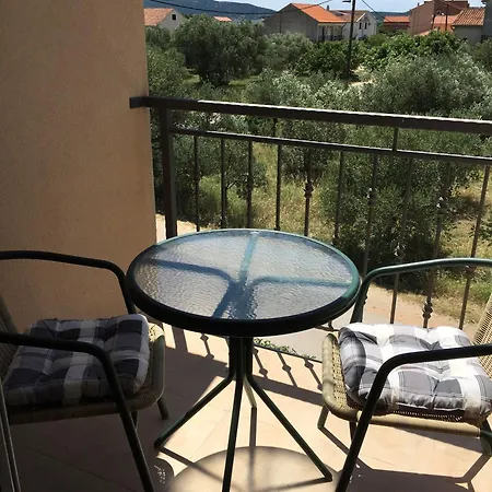 Lipovica Διαμέρισμα Sukošan